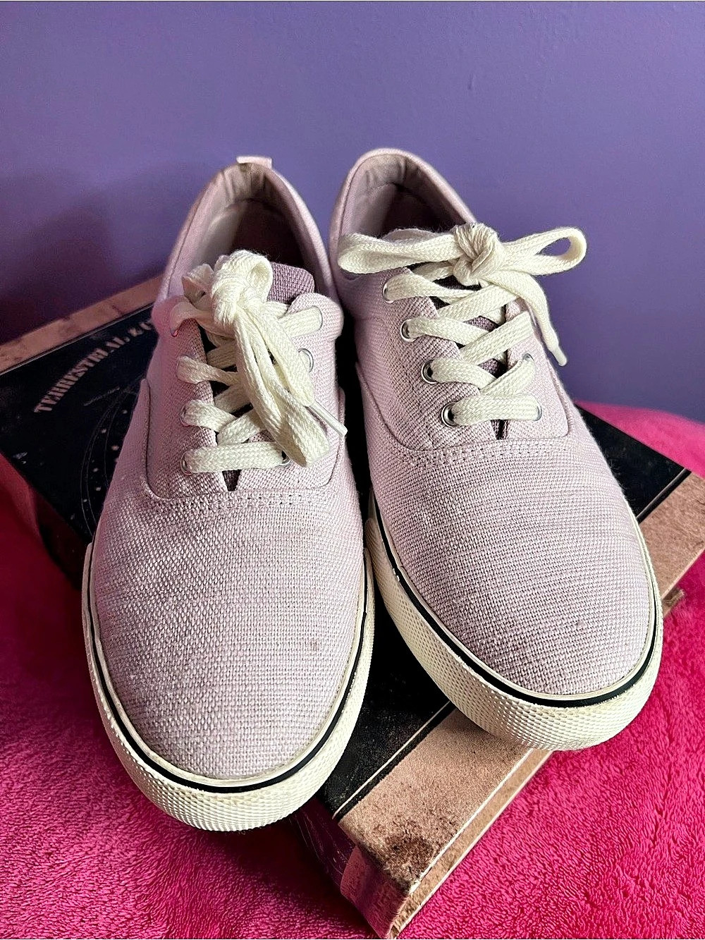 Universal Thread Light Purple Sneakers Size 9